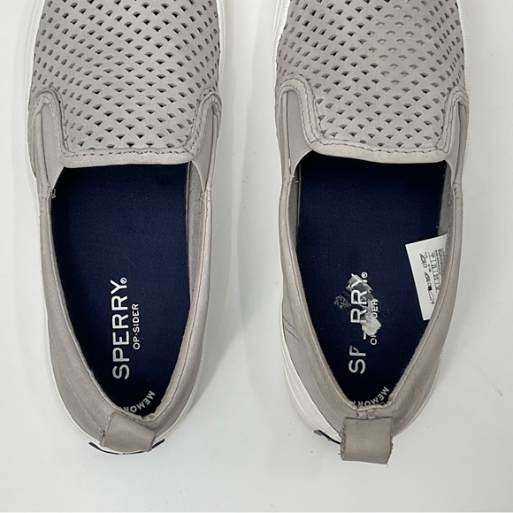 Sperry Crest Gray Leather Loafers Cut Out Scalloped Design Slip On Size 7 Flats - Picture 16 of 16